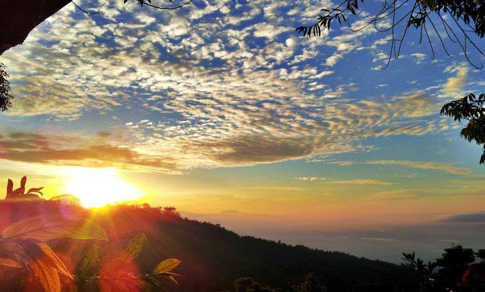 Manis Manis Rooftop Of Borneo Resort Keningau Eksteriør billede