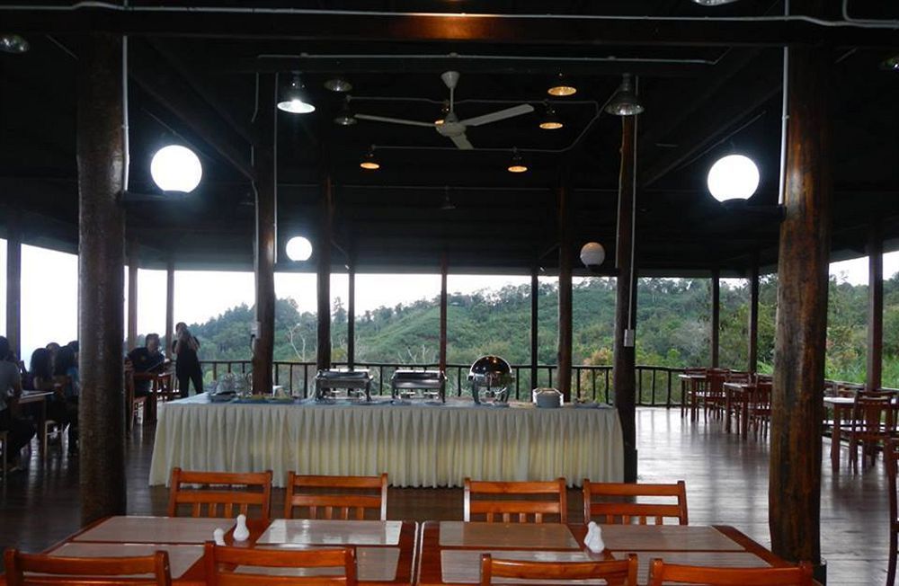 Manis Manis Rooftop Of Borneo Resort Keningau Eksteriør billede